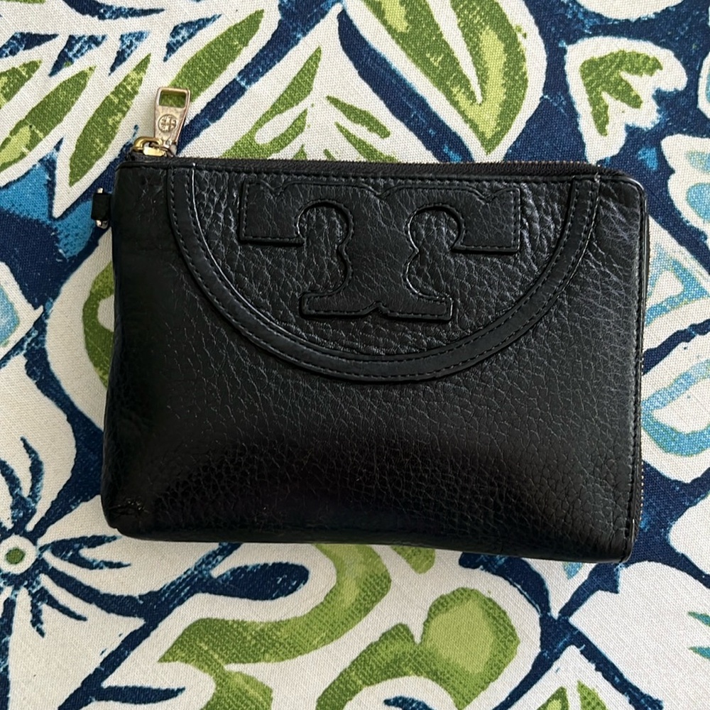 Tory Burch Pebbled Leather Wristlet Zip Top and Side